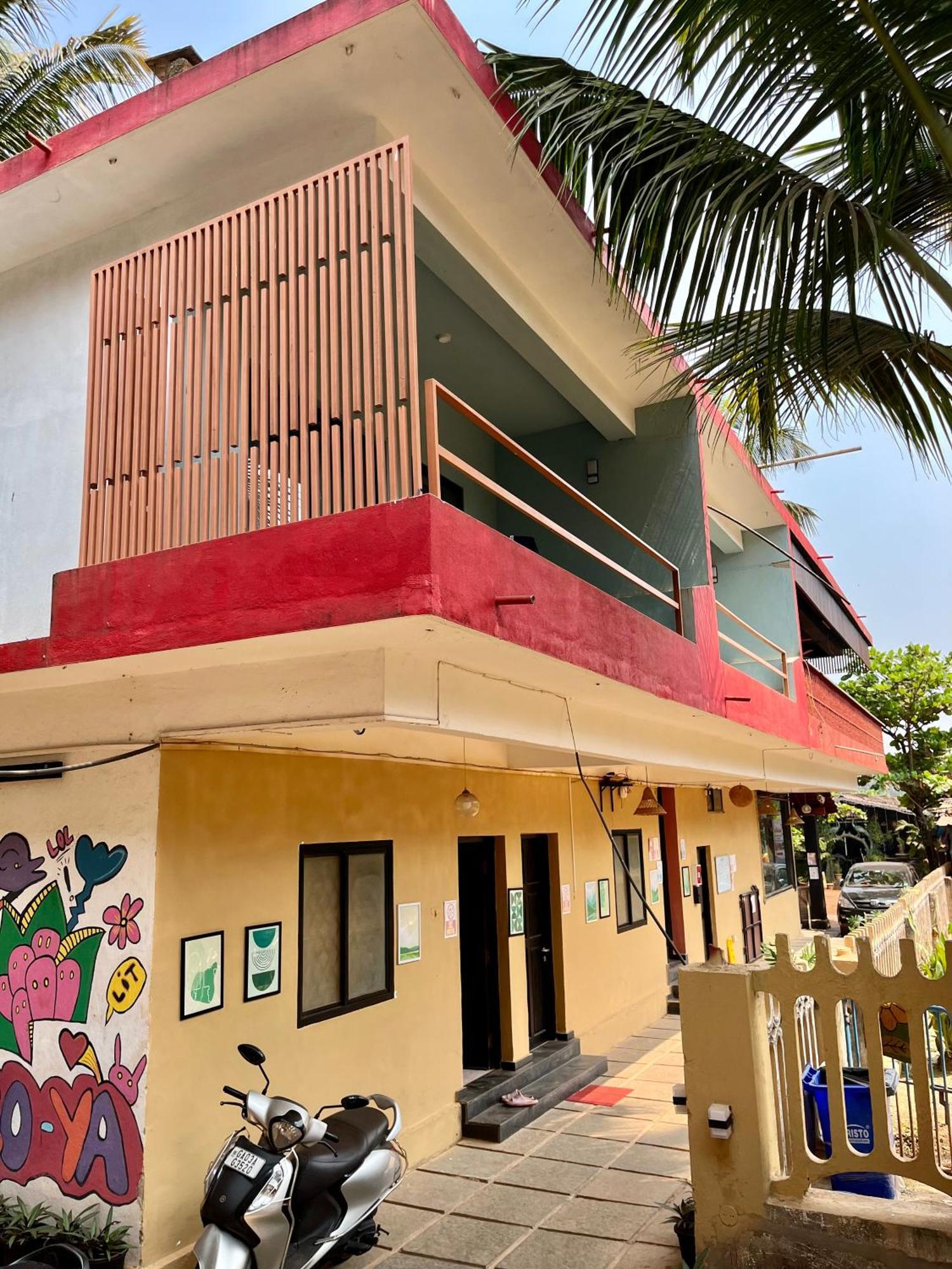 La Goya At Beachside Hostel Anjuna